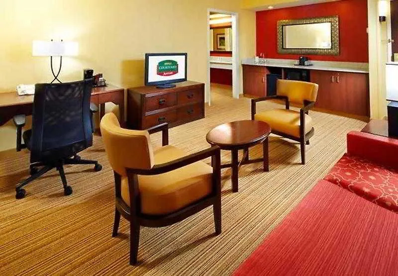 Hotel Courtyard Columbus Airport