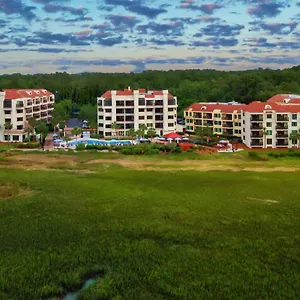 https://marriotts-harbour-point-and-sunset-pointe-at-shelter-cove.top-hotels-in-savannah.com