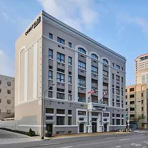 Courtyard Downtown *** Columbus