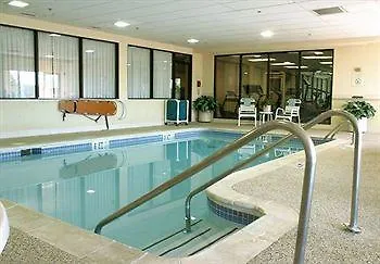 Courtyard Columbus Airport Hotel