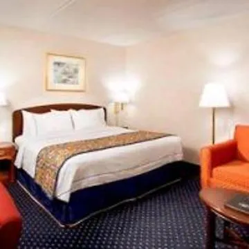 Courtyard Columbus Airport Hotel 3*,  United States